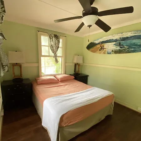 Banana Bungalow Maui Hostel-2